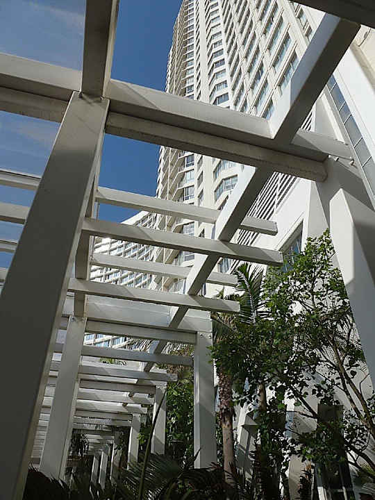 Hotel und Eingang Hotel Southern Sun Maharani