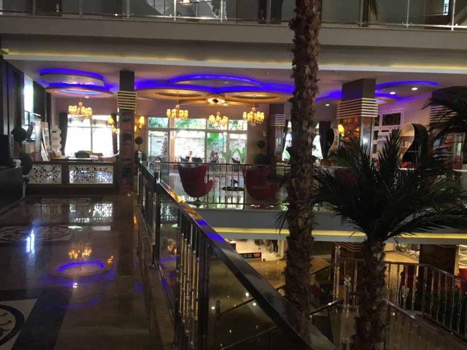 Lobby My Home Resort