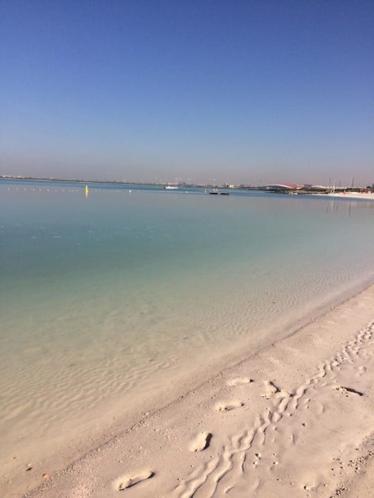 Strand  Crowne Plaza Hotel Yas Island