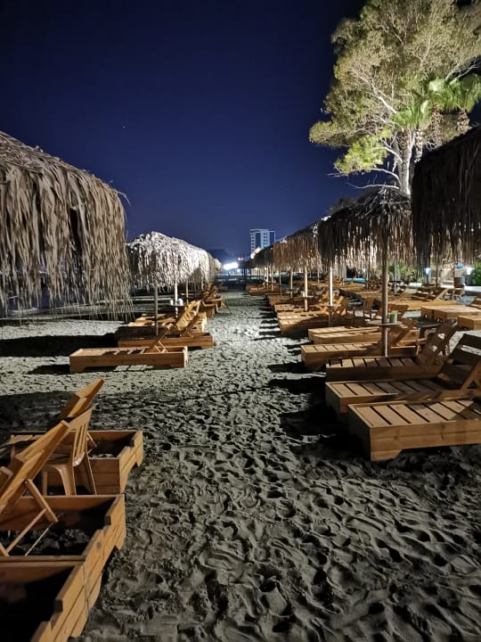 Strand The GrandResort By Leonardo Hotels