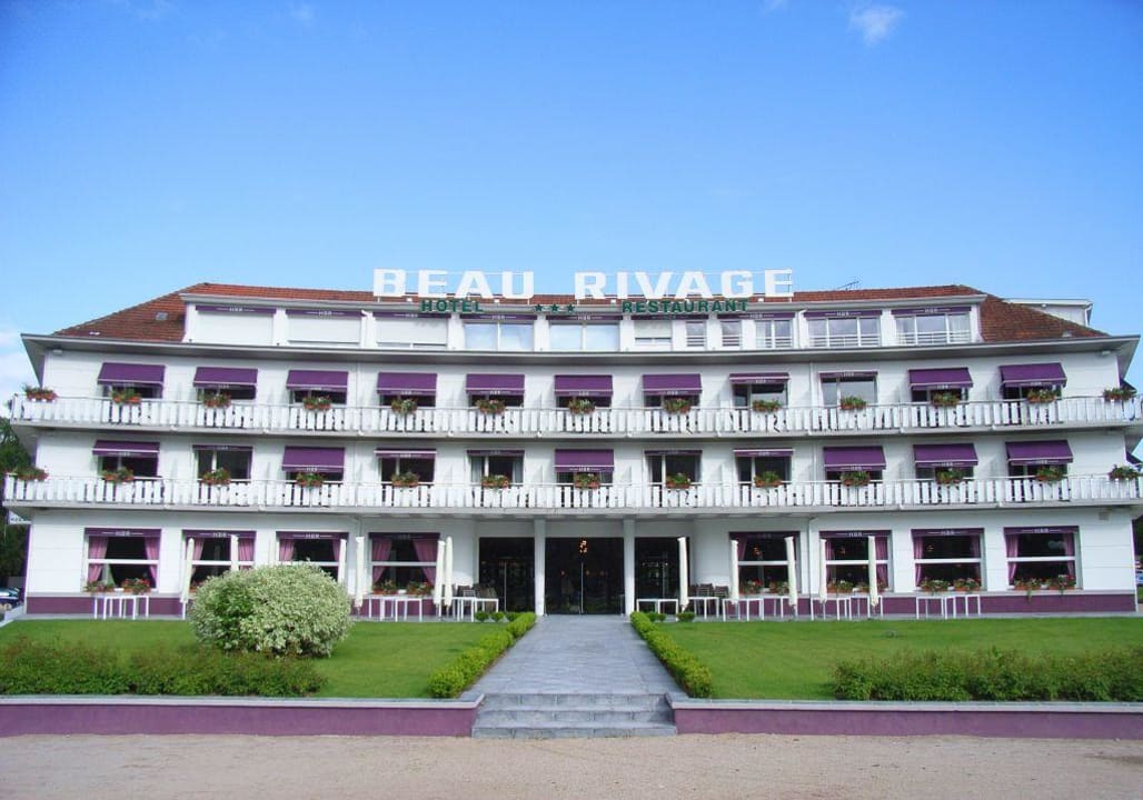 Hotel von außen Hotel Beau Rivage