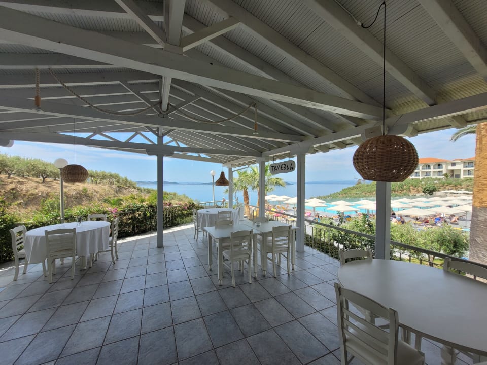 Gastro Akrathos Beach Hotel