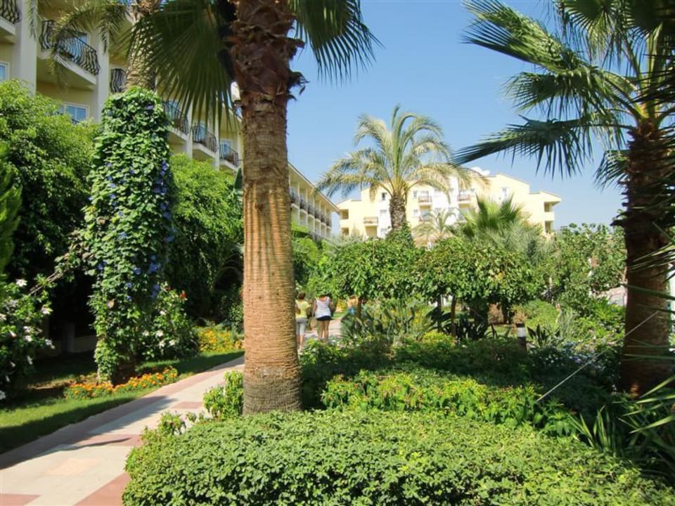 Blick vom Garten Belek Beach Resort Hotel