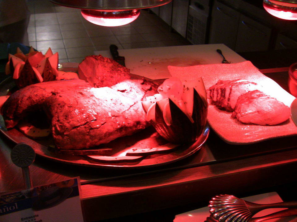 Gebratene Schweinehaxe Bahia Principe Sunlight San Felipe