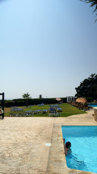 Baseny Anezi Tower Hotel