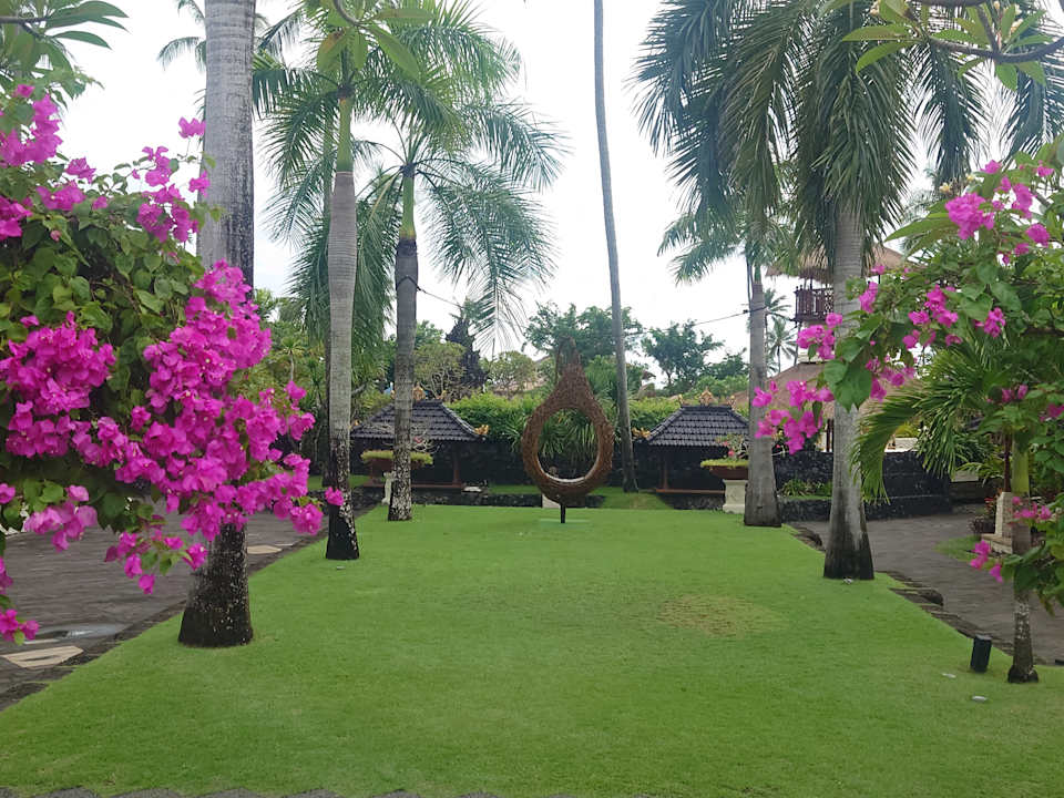 Gartenanlage Nusa Dua Beach Hotel & Spa