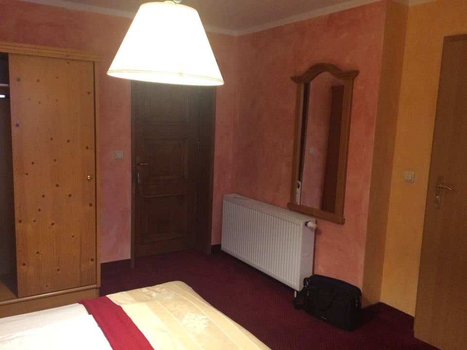 Pokój nie jest zbyt duży Hotel Pod Ciżemką