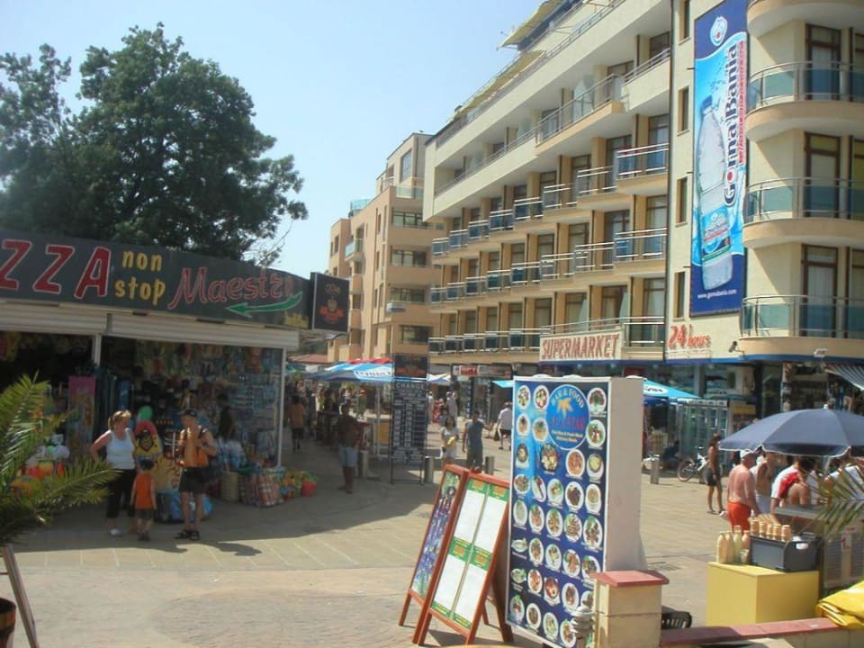 Vom Hotel zum Strand MPM Hotel Kalina Garden
