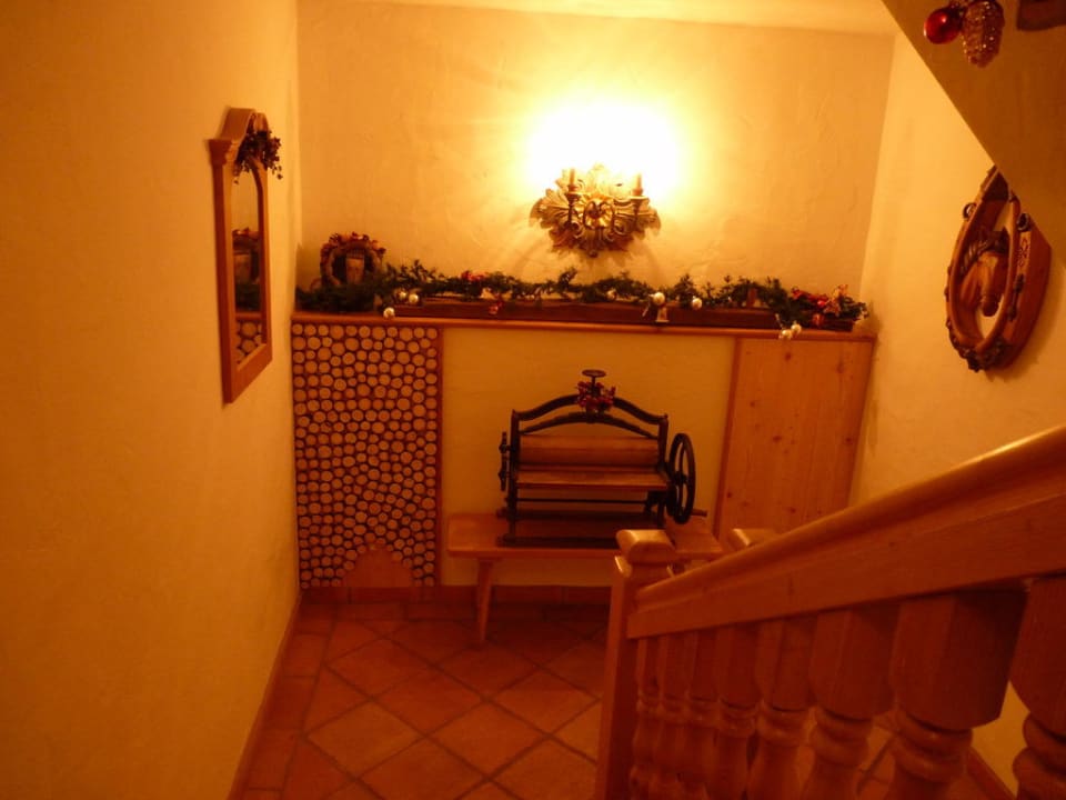 Im Treppenbereich Ferienwohnungen Fiakerhof