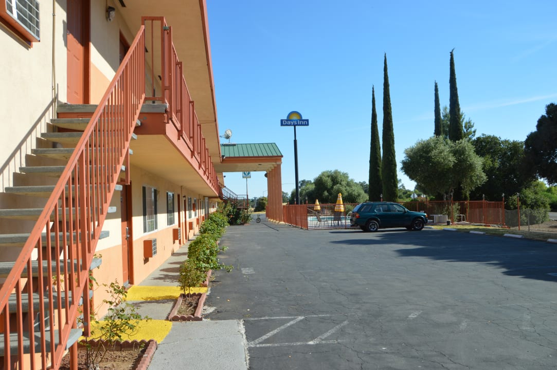 Außenansicht Hotel Days Inn Red Bluff
