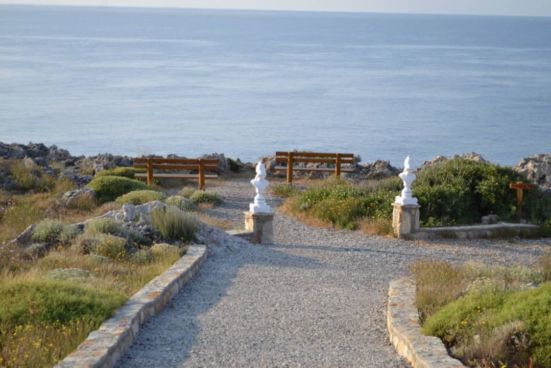 Droga na plaże Hotel Kalithea Horizon Royal