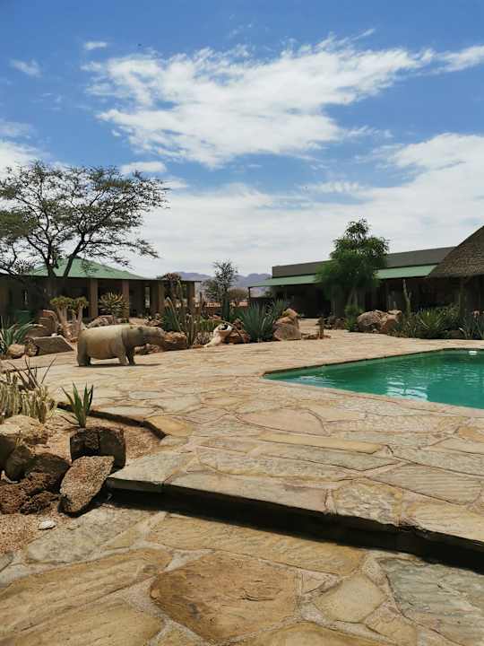 Pool Solitaire Roadhouse Lodge