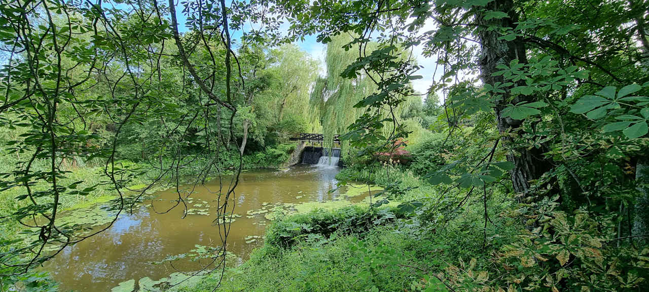 Gartenanlage Pałac i Folwark Galiny