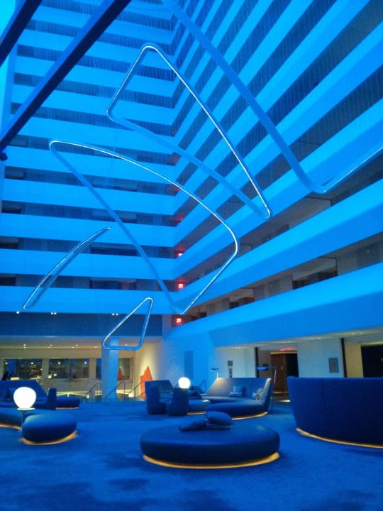 Lobby mit leichtem Blaustich ;) Conrad New York Downtown