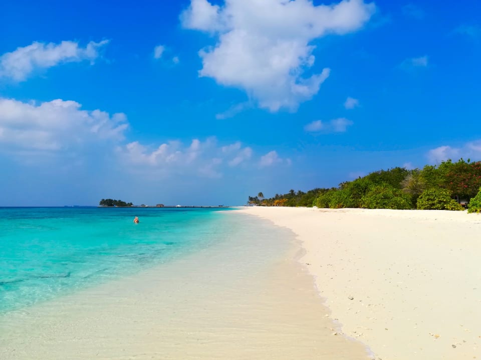 Strand Kuredu Island Resort & Spa