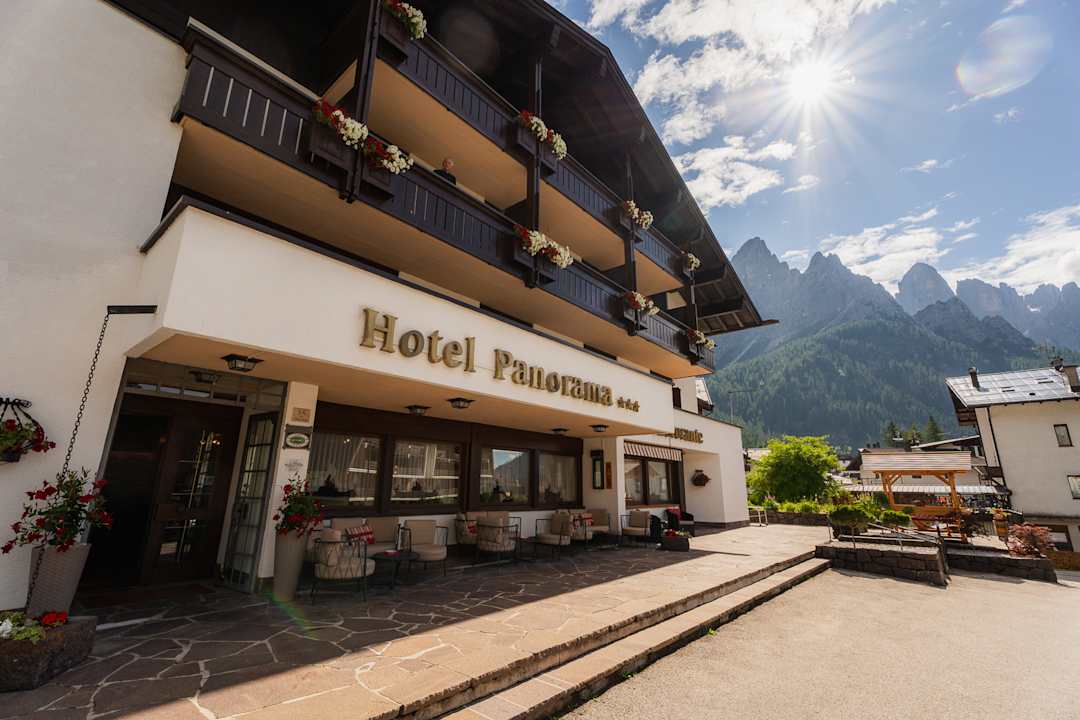 Außenansicht Hotel Panorama