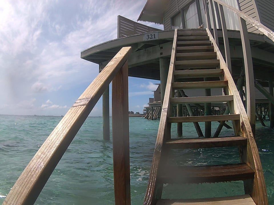 Sonstiges Centara Ras Fushi Resort & Spa Maldives