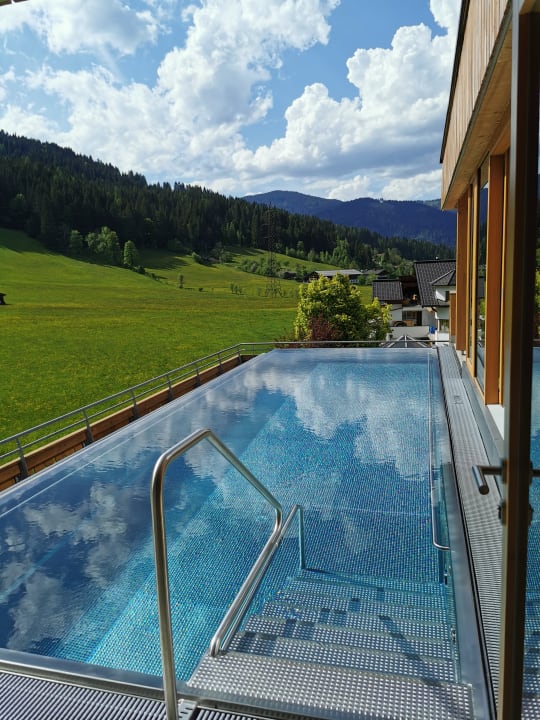 Pool Hotel Tirolerhof