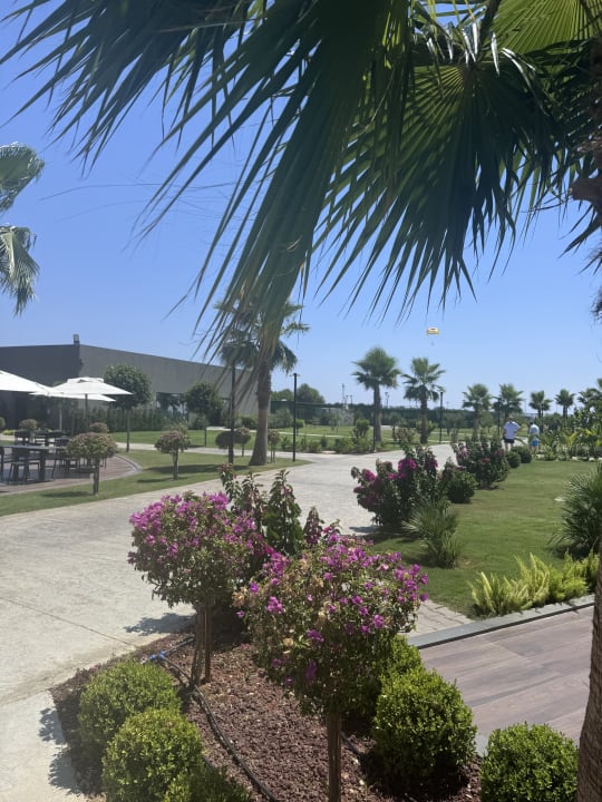 Außenansicht Jacaranda Luxury Resort