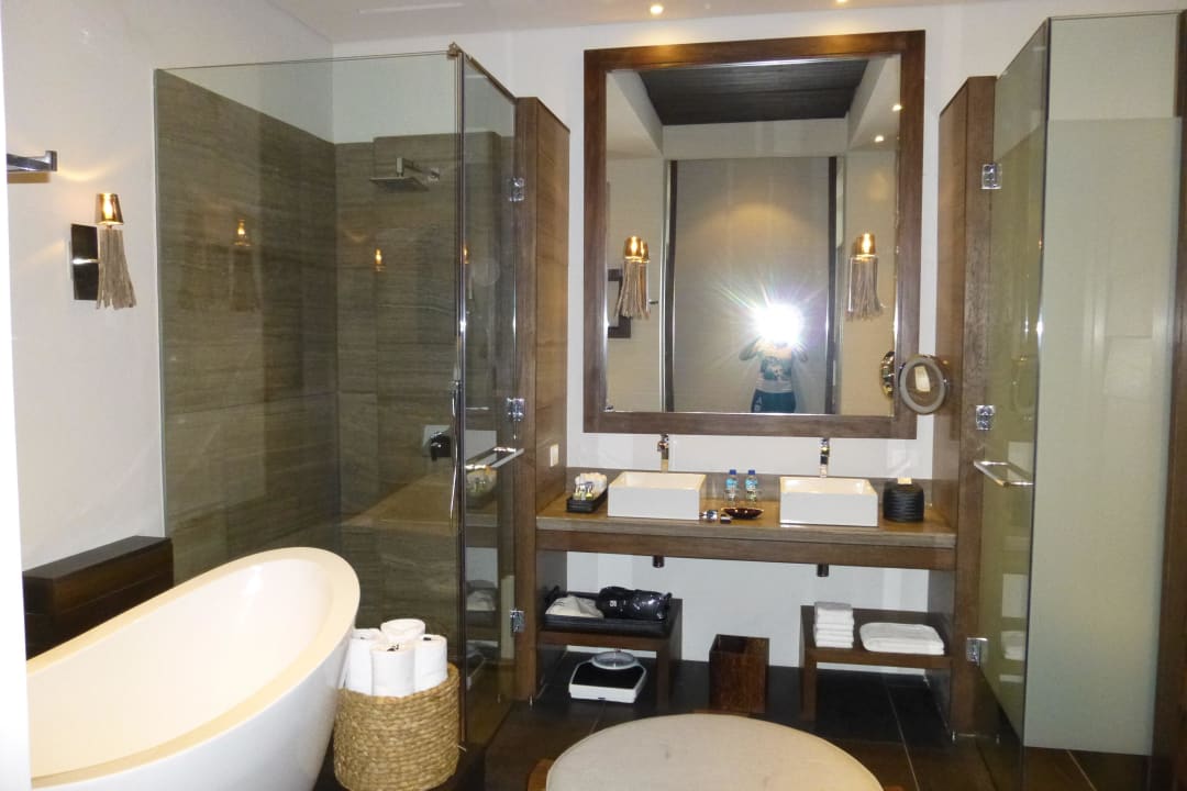 Bathroom Nizuc Resort & Spa