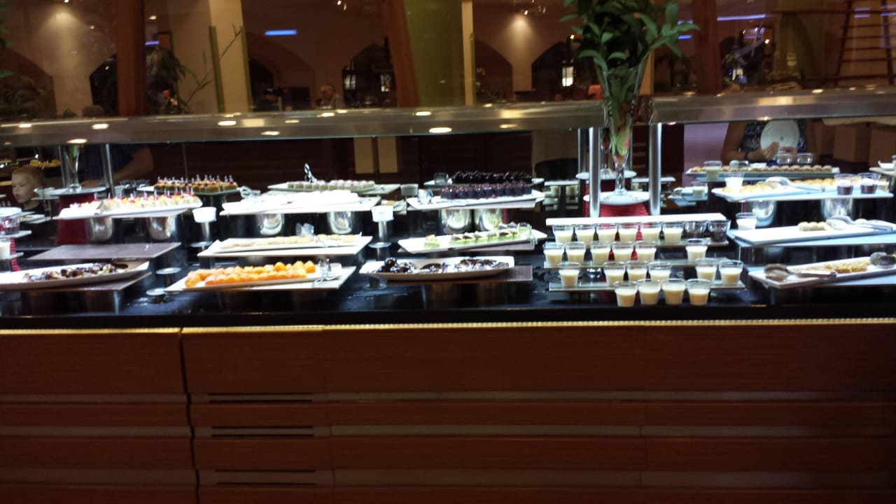 VONRESORT Golden Coast  VONRESORT Golden Coast