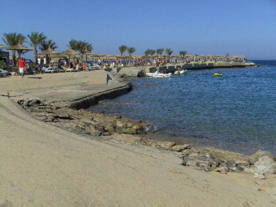 Links am off. Hotelstrand Beach Albatros Resort