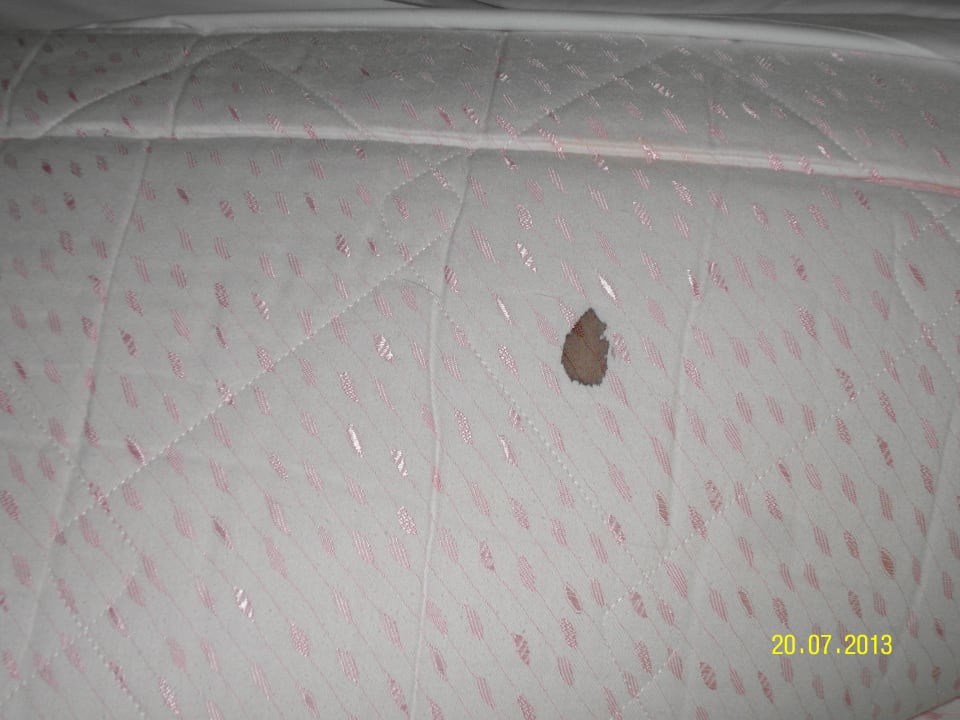 Blutflecken im Bett Hotel Geiranger