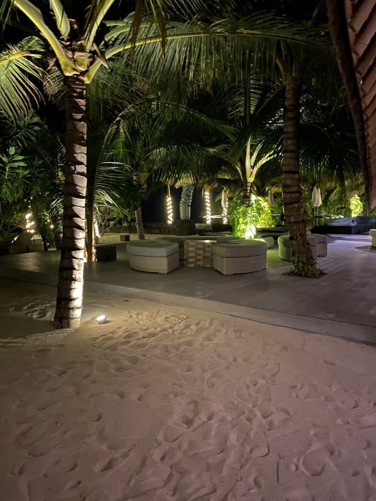 Gartenanlage Kuredhivaru Resort and Spa, Maldives