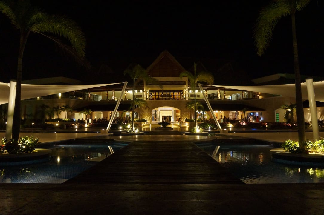 Hotel z zewnatrz Royalton Splash Punta Cana