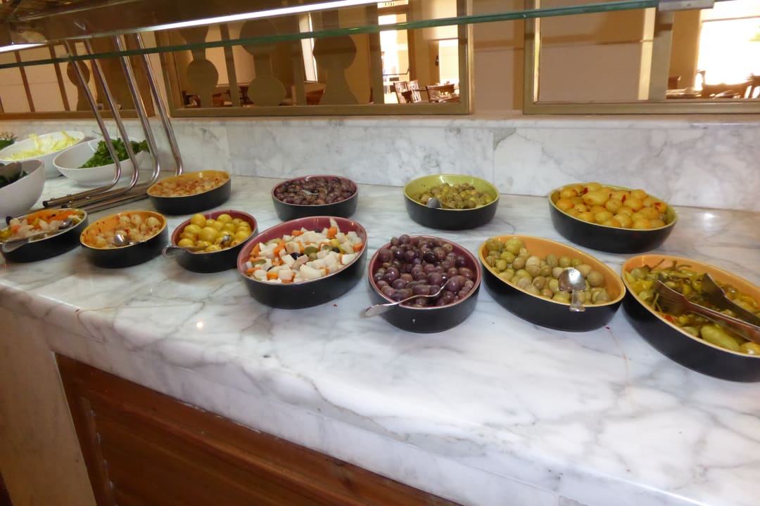 Große Auswahl an Salaten Coral Sea Holiday Village