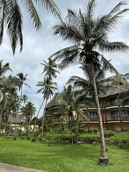 Gartenanlage Ocean Paradise Resort & Spa