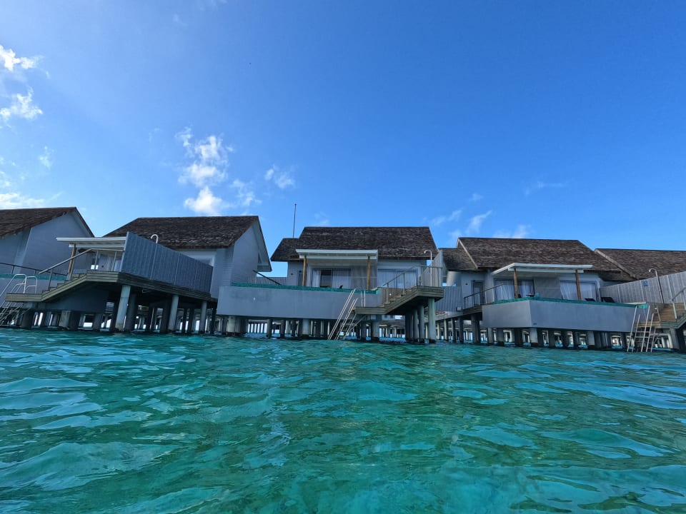 Zimmer Outrigger Maldives Maafushivaru Resort