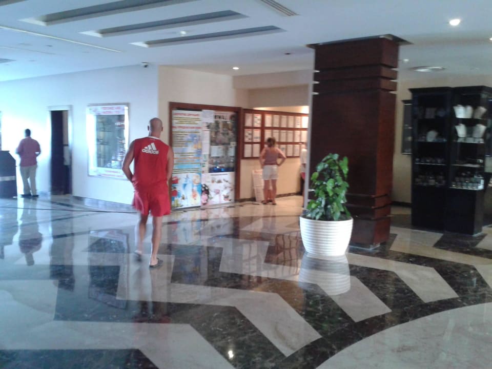 Eingangshalle Amwaj Beach Club Abu Soma Resort