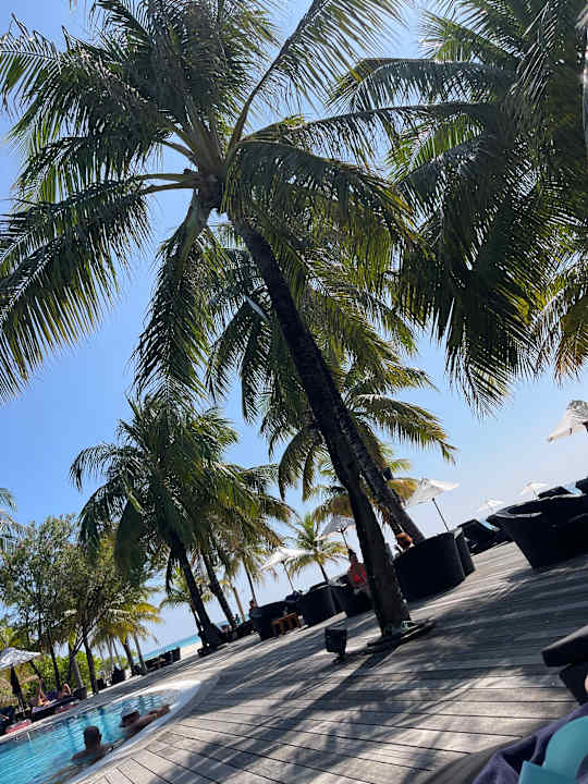 Pool Kuredu Island Resort & Spa