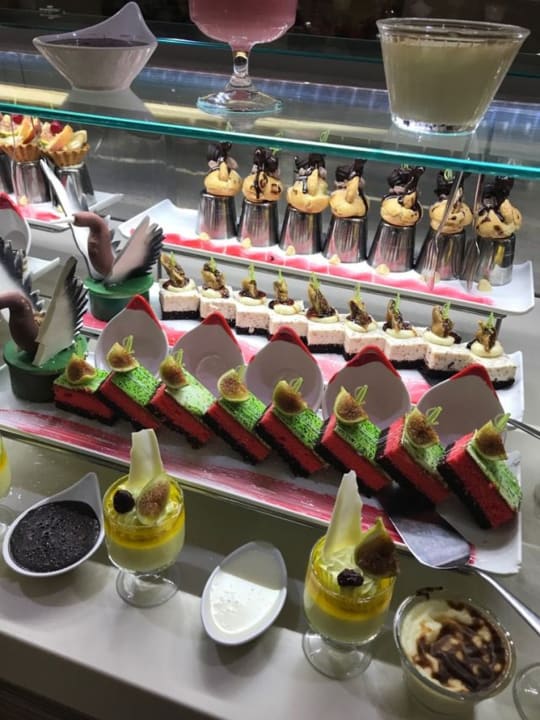 Gastro Port Side Resort Hotel