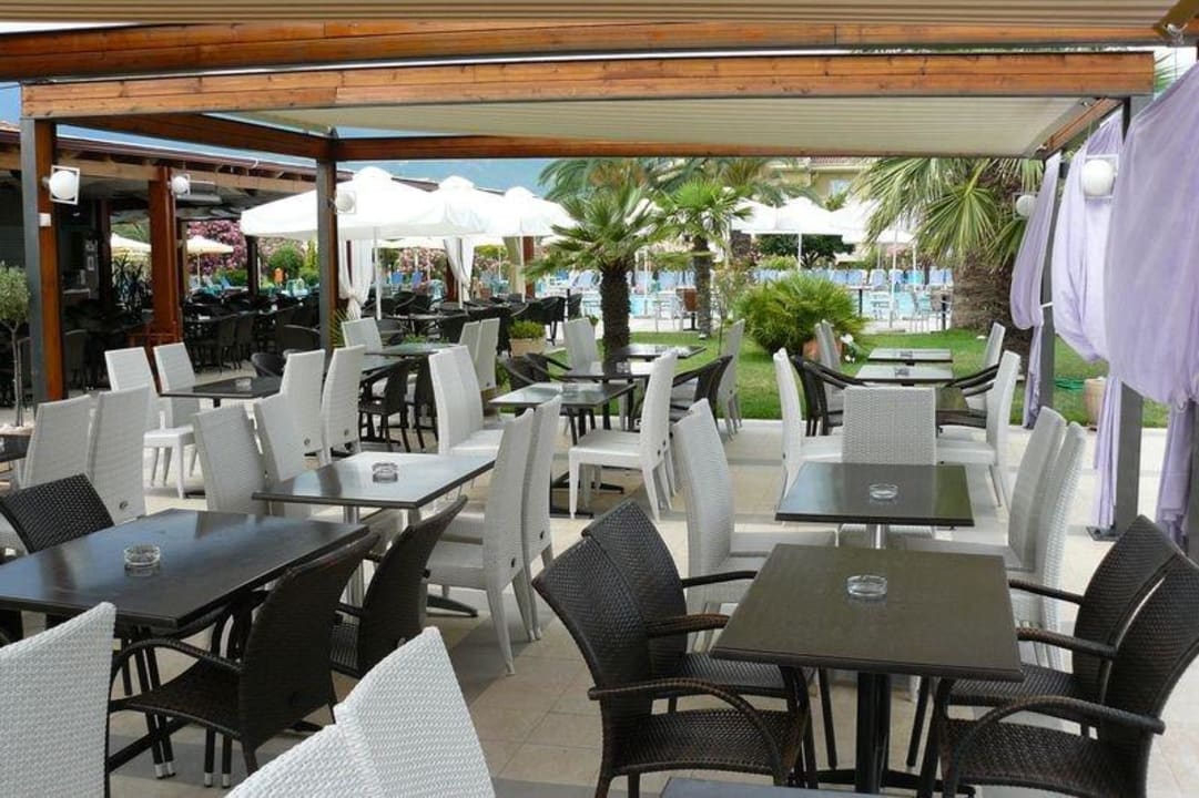 Mittagessen alltoura Club Hotel Poseidon Palace