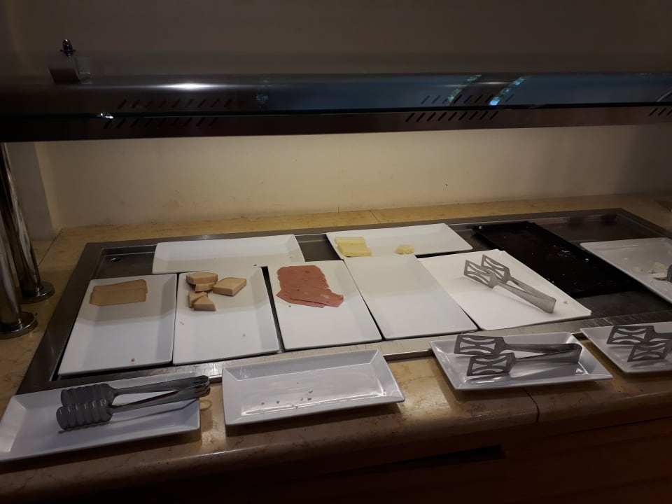 Gastro Hotel Royal Paradise Beach Resort & Spa