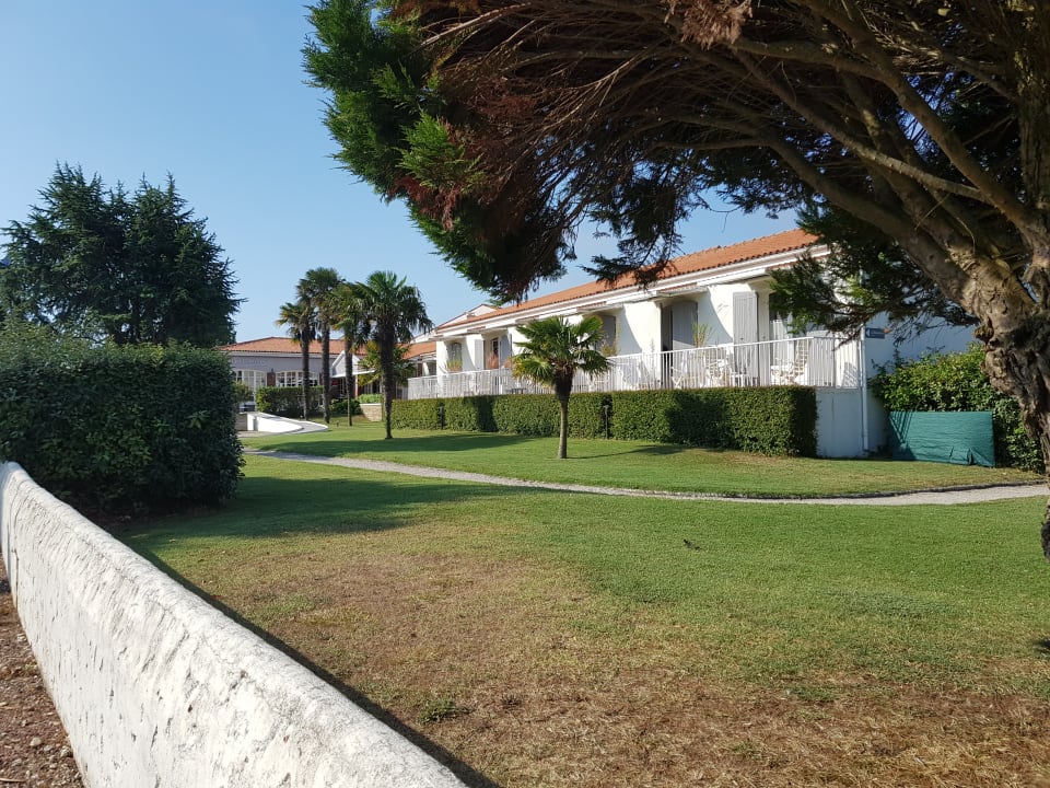 Gartenanlage Hotel Les Cleunes