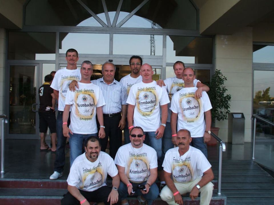 Urlaub unseres Dartclubs Seaden Corolla Hotel