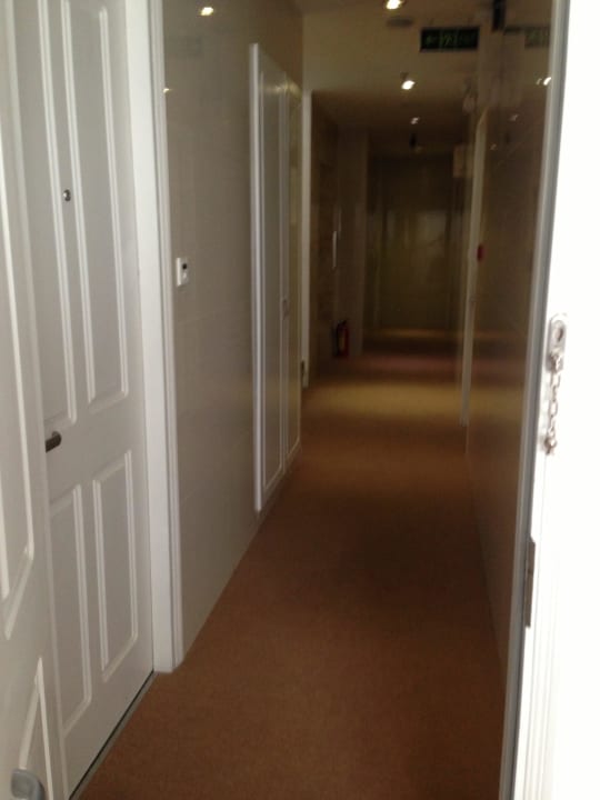 Gang zum Zimmer The Hammock Hotel Fine Arts Museum