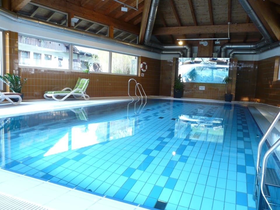 Gemütliches Planschbecken HYPERION Hotel Garmisch-Partenkirchen