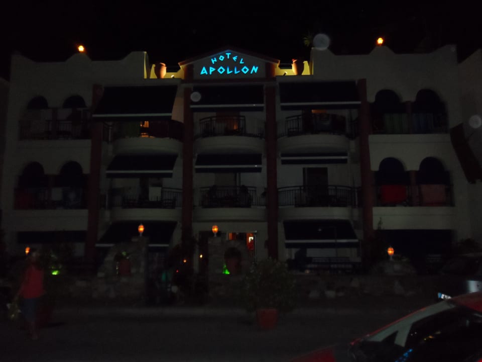 Hotel am Abend Hotel Apollon