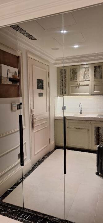 Zimmer Bach Suites Saigon, a Member of Design Hotels