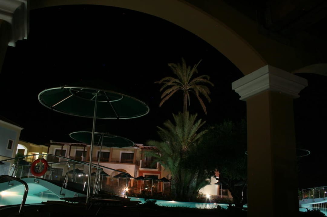 Widok nocą  Lindos Imperial Resort & Spa