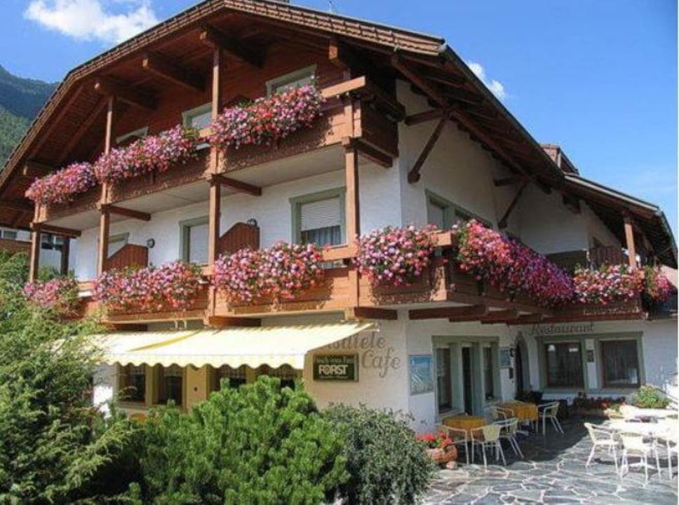 Außenansicht Hotel Zum Schlössl