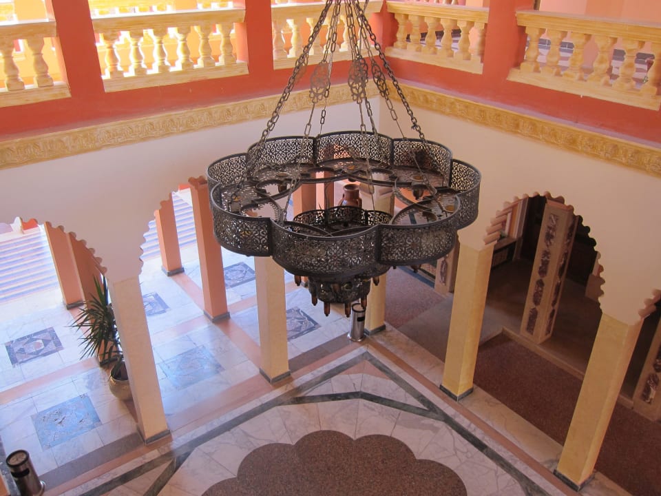 Оригинальная люстра Pickalbatros Alf Leila Wa Leila Resort - Neverland Hurghada