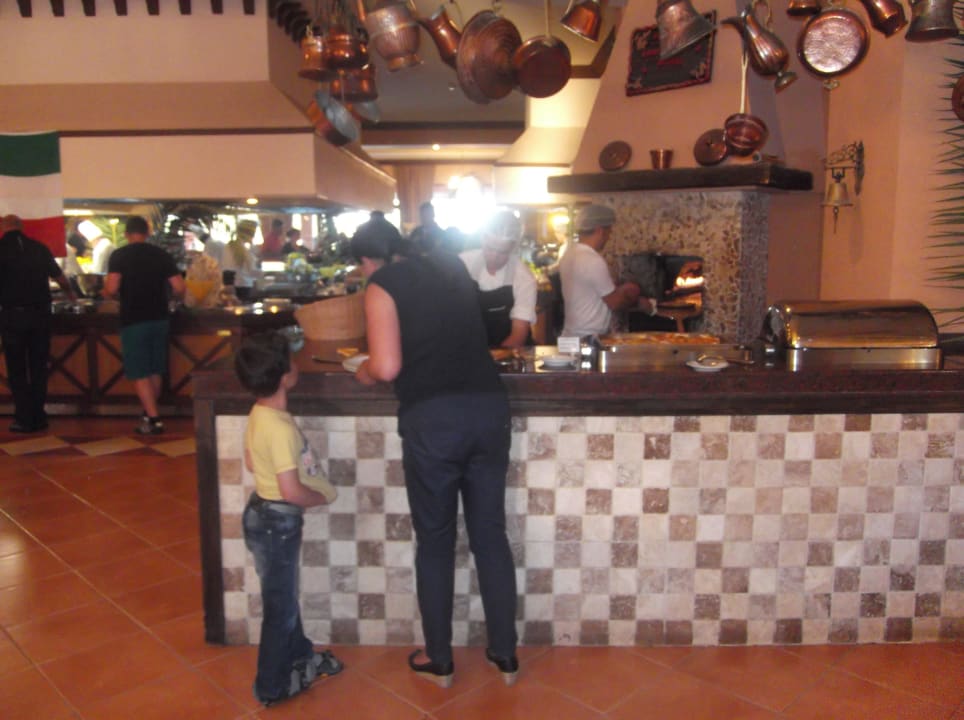 Italienischer Abend Club Grand Aqua