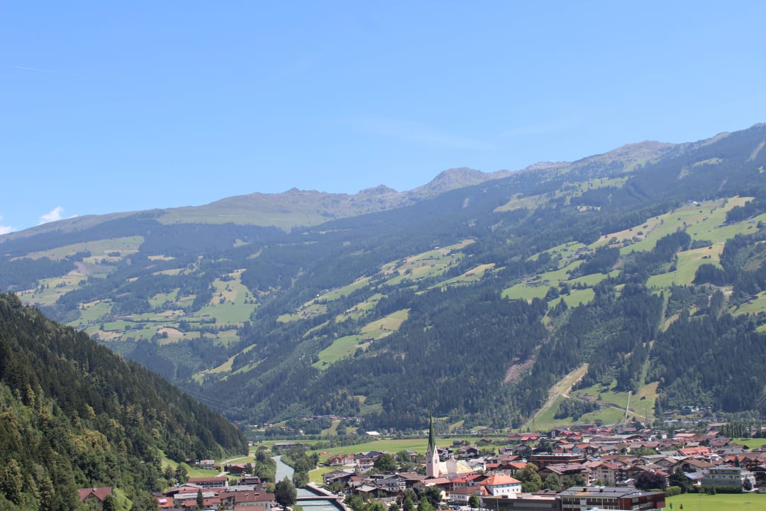 Aussicht nach Zell im Sommer Ferienwohnung Brugger