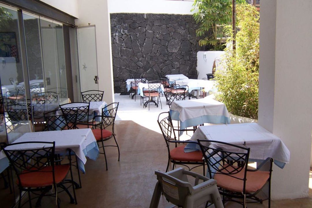 Aussenbereich des Restaurant 2 Caybeach Papagayos
