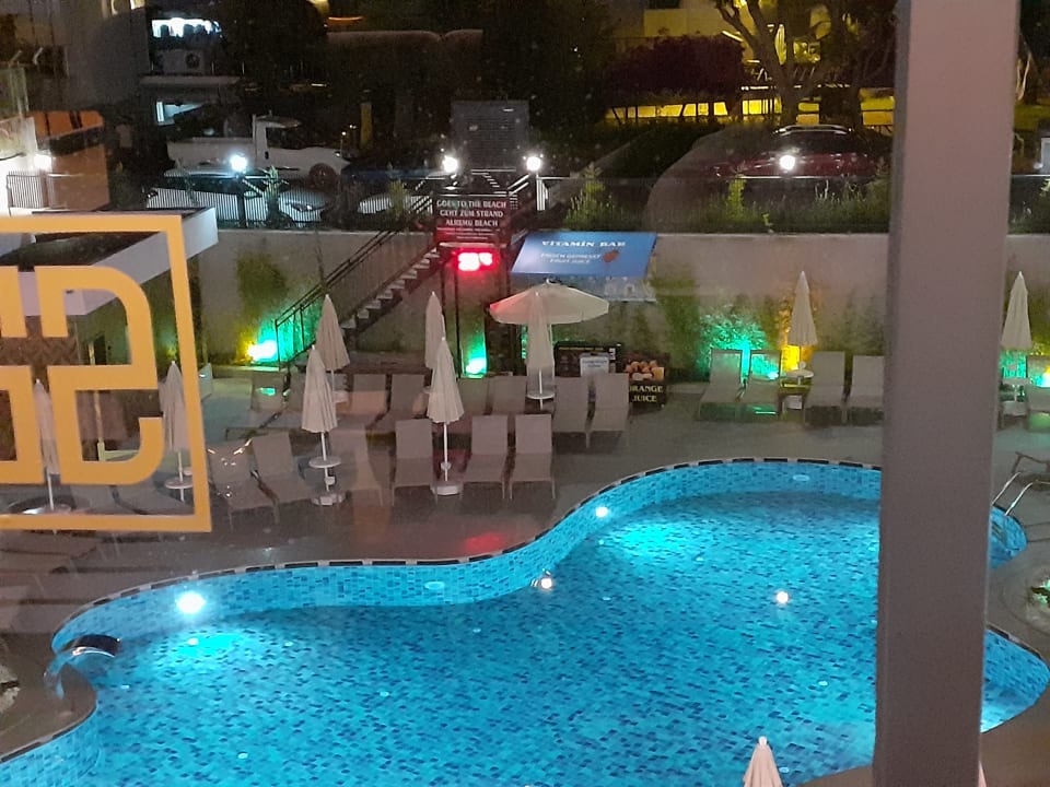 Pool Side Zeugma Hotel - Adult Only 16 Plus